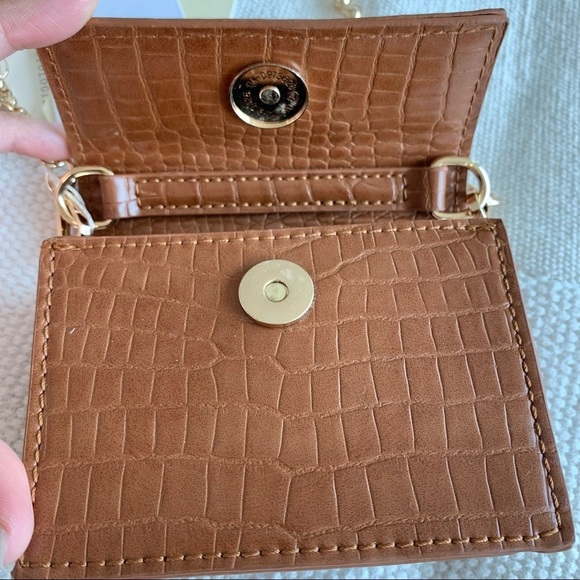Melie Bianco Brown Croc Print Mini Micro Chain Envelope Crossbody Bag - Picture 6 of 9